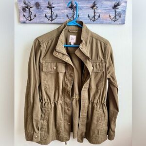 GAP Women's Utility Jacket in Olive
